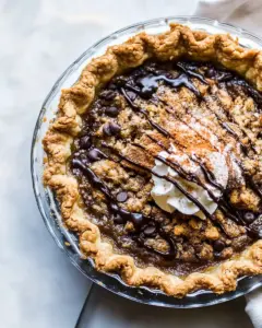 Gooey Chocolate Chip Cookie Pie