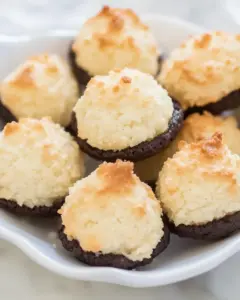 Keto Coconut Macaroons