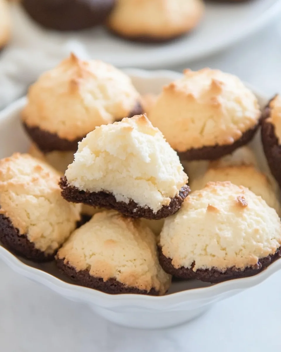 Keto Coconut Macaroons